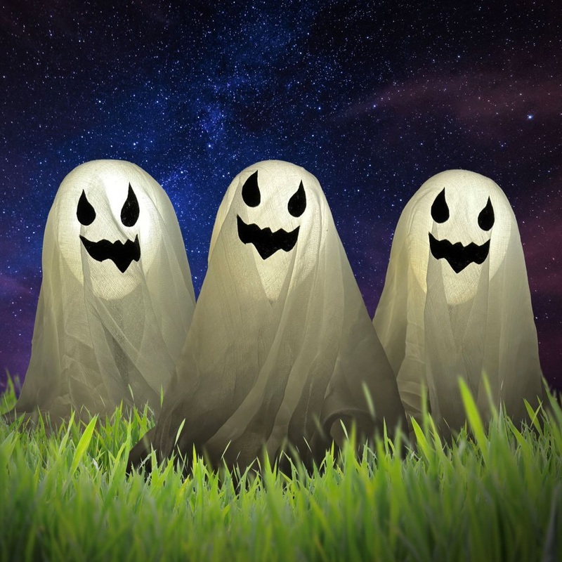 3 LED garden ghosts