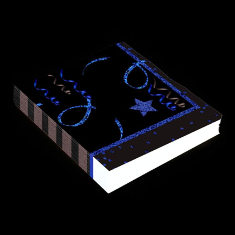 16 Celebration Time napkins 33cm