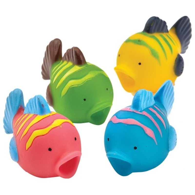 4 Funny fish splashes of water