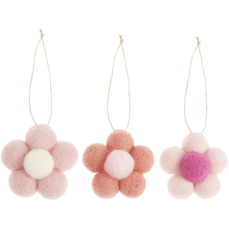 3 flower pendants made of felt