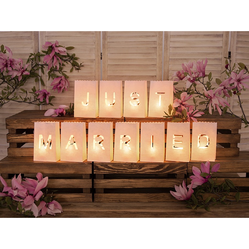 11 Just Married lanterns 11.5 x 19cm