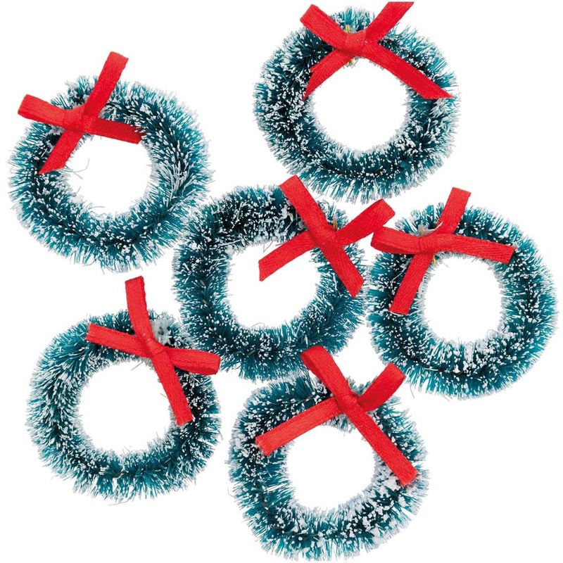 6 mini Christmas wreaths 4cm