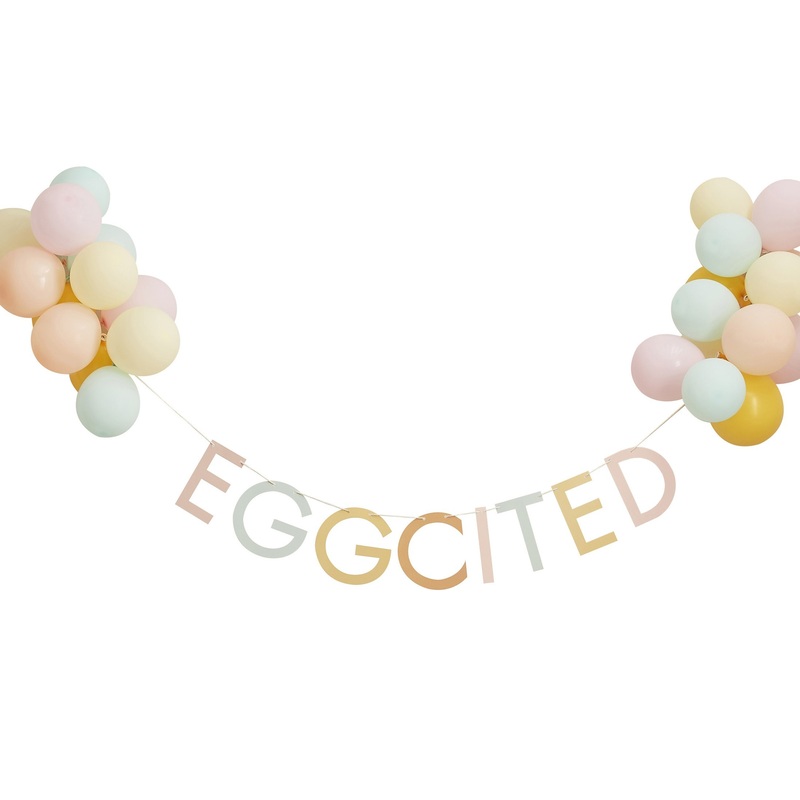 Easter World Eggcited Garland Set