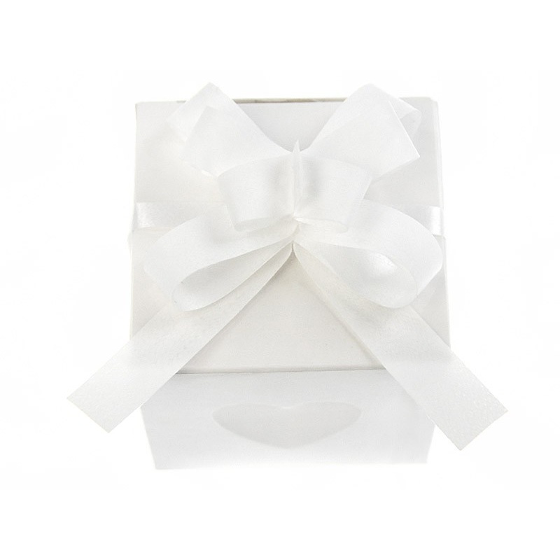 50 self-gathering bows to pull white