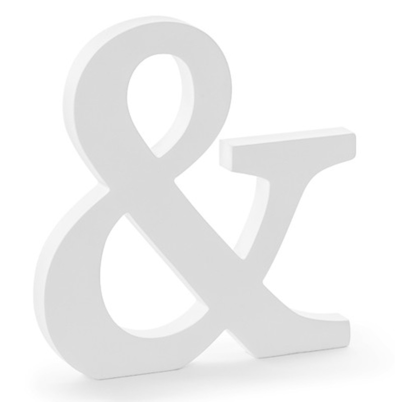 Wooden letter & white 19.5 x 20.5cm