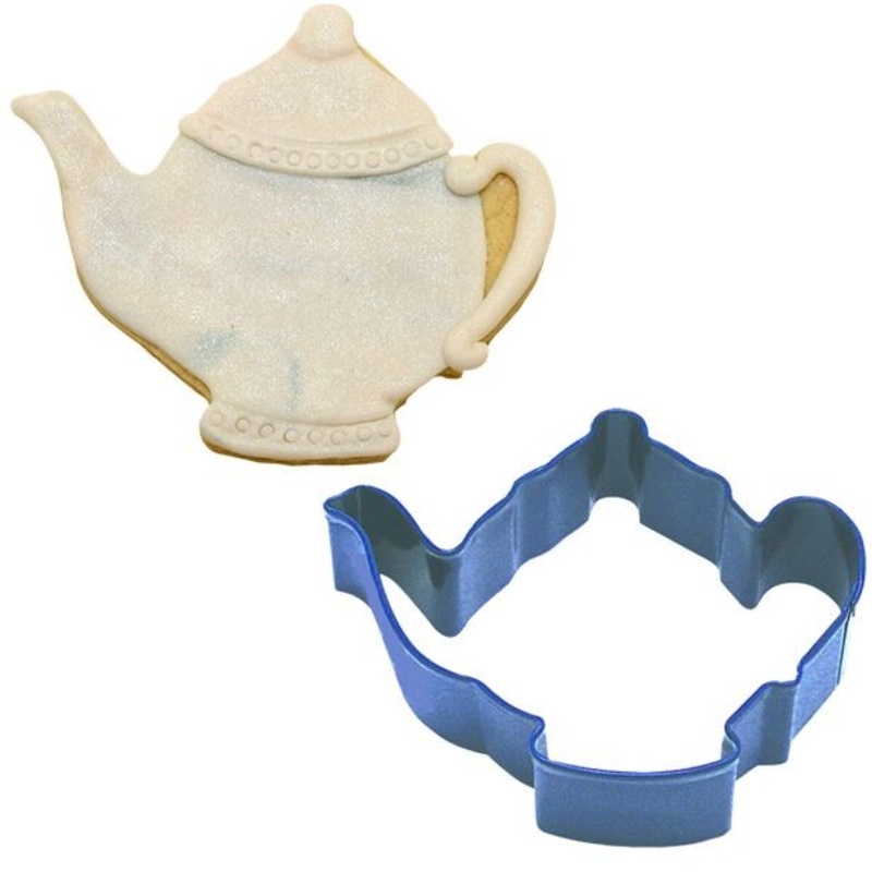 Teapot cutter 9.5cm