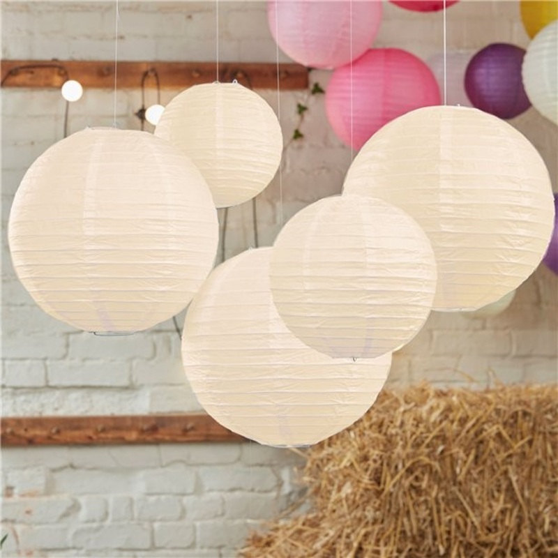 5 paper lanterns Beverly ivory