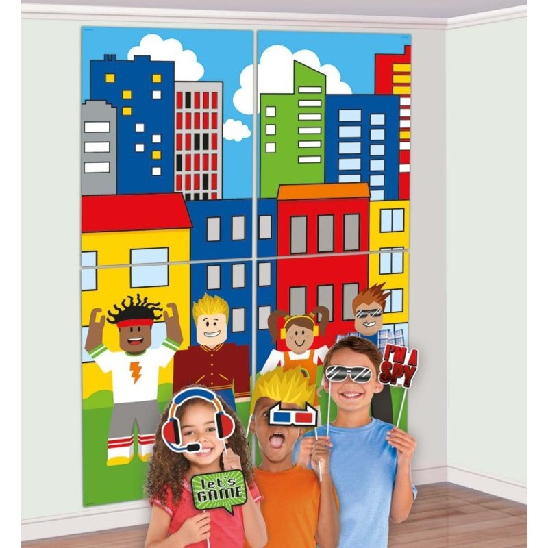 Party in Town photo wall and accessories