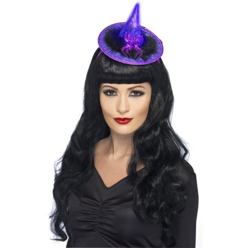 Glittering purple witch hat with glow effect