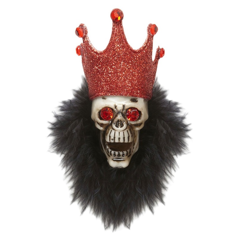 Skull voodoo brooch
