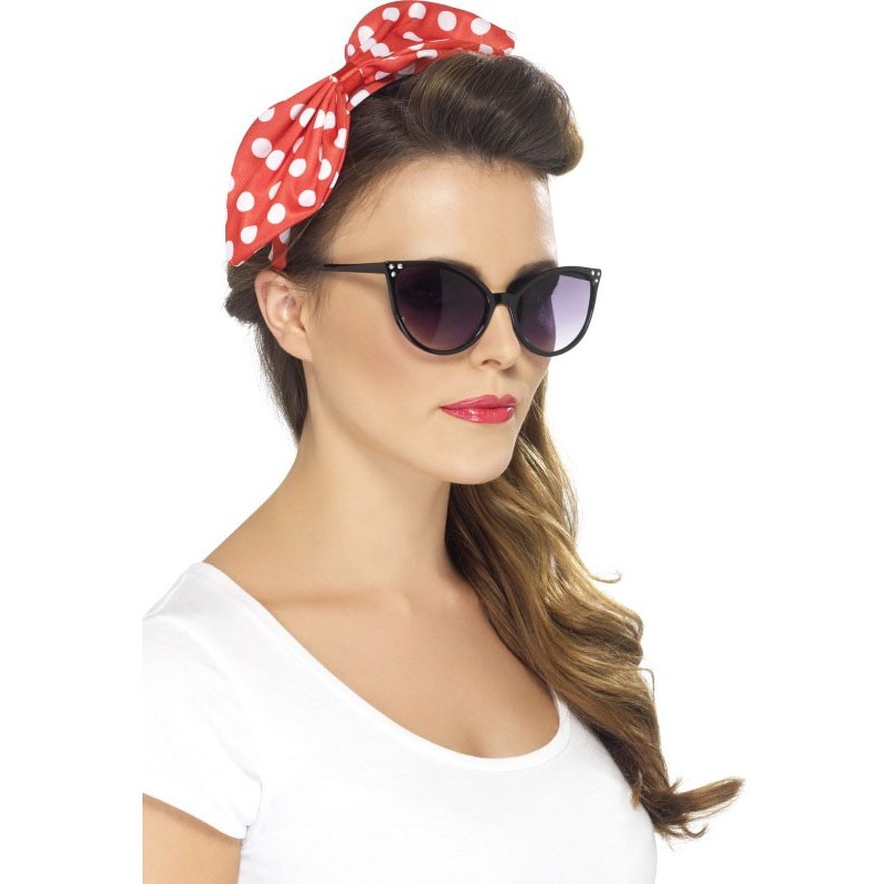 Pin-up hair bow 50s style