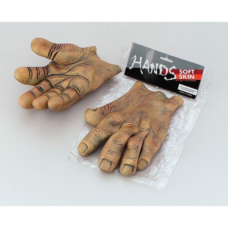 Hands of the giant troll hands