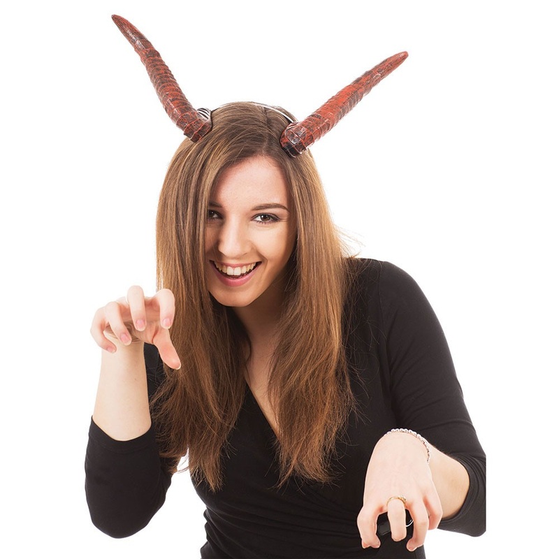 Long horns demon monster