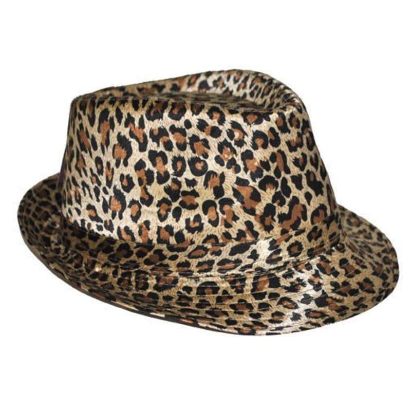 Elegant leopard hat