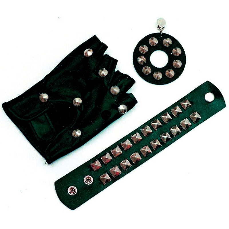 Reina punker set with rivets