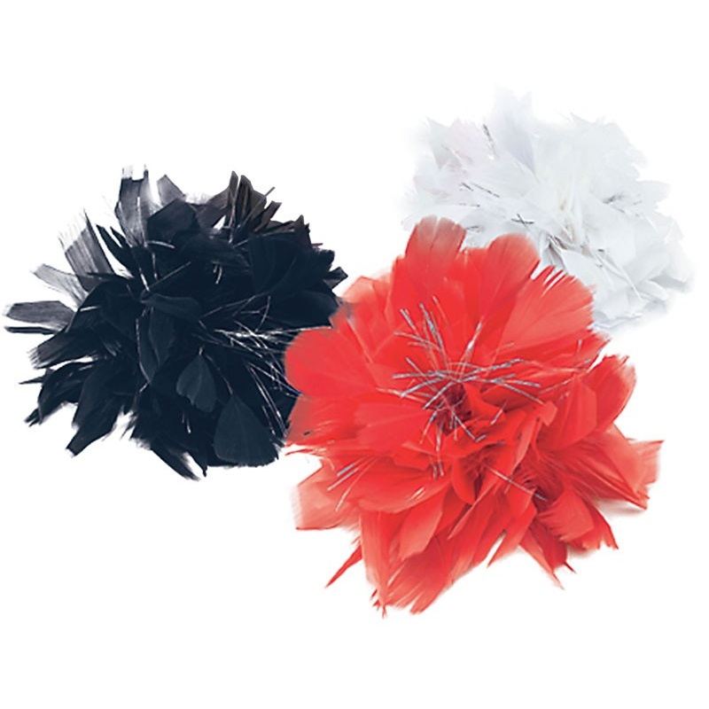 Flower hair clip with feathers and tinsel threads