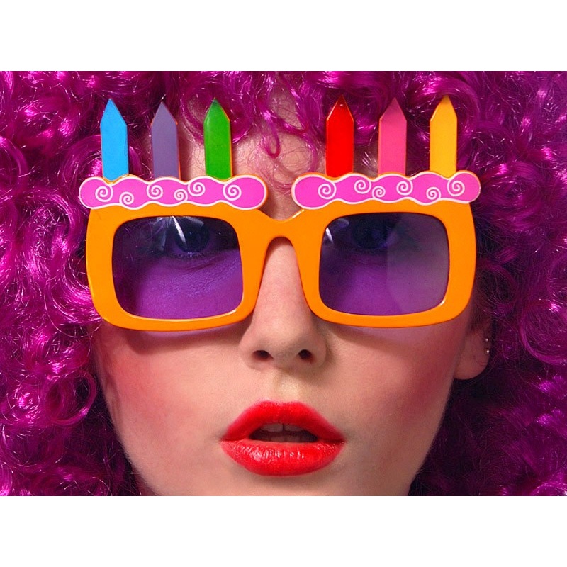 Party glasses Colorful birthday cake