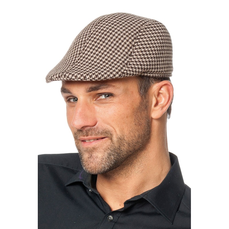 Checkered golf flat cap