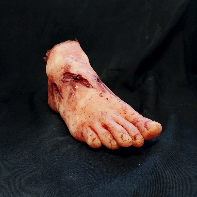 Silicone Female Severed Foot - Blood Wash / Scarred