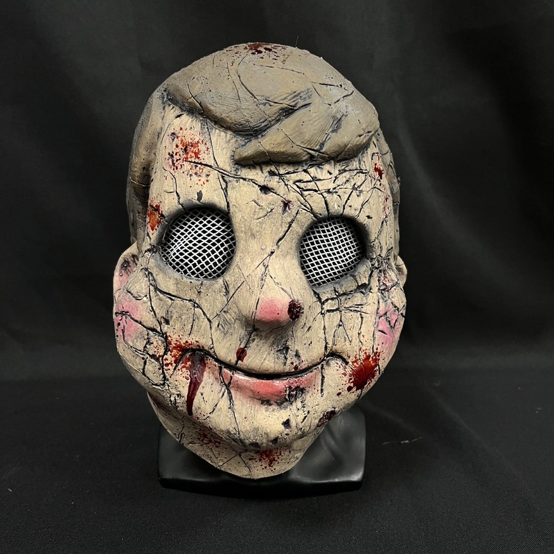 Dandy Doll Mask
