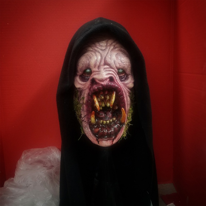 Draculouse Mask