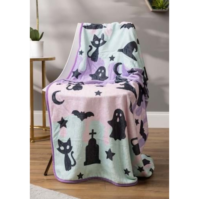 Pastel Halloween Cozy Throw Blanket Standard