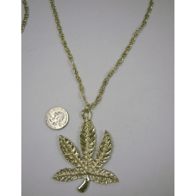 Pot Leaf Necklace Gold
